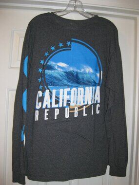 Long Sleeve California Republic Size Large Gray Shirt with Blue Graphic